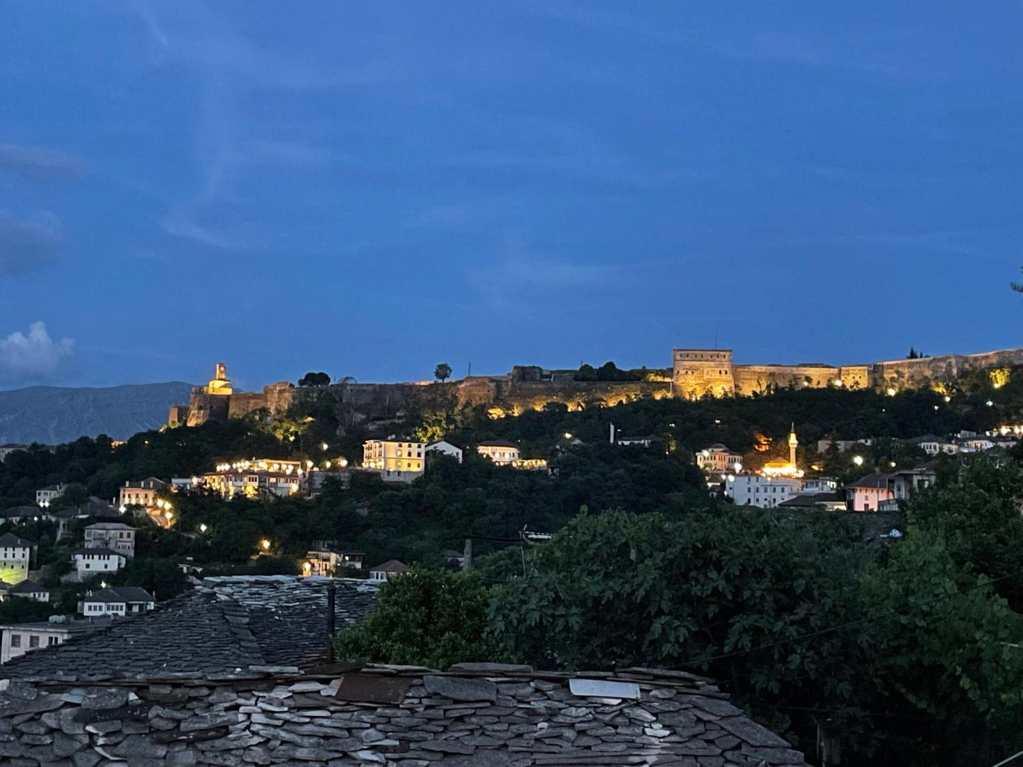 Luigi Guest House Gjirokastër المظهر الخارجي الصورة