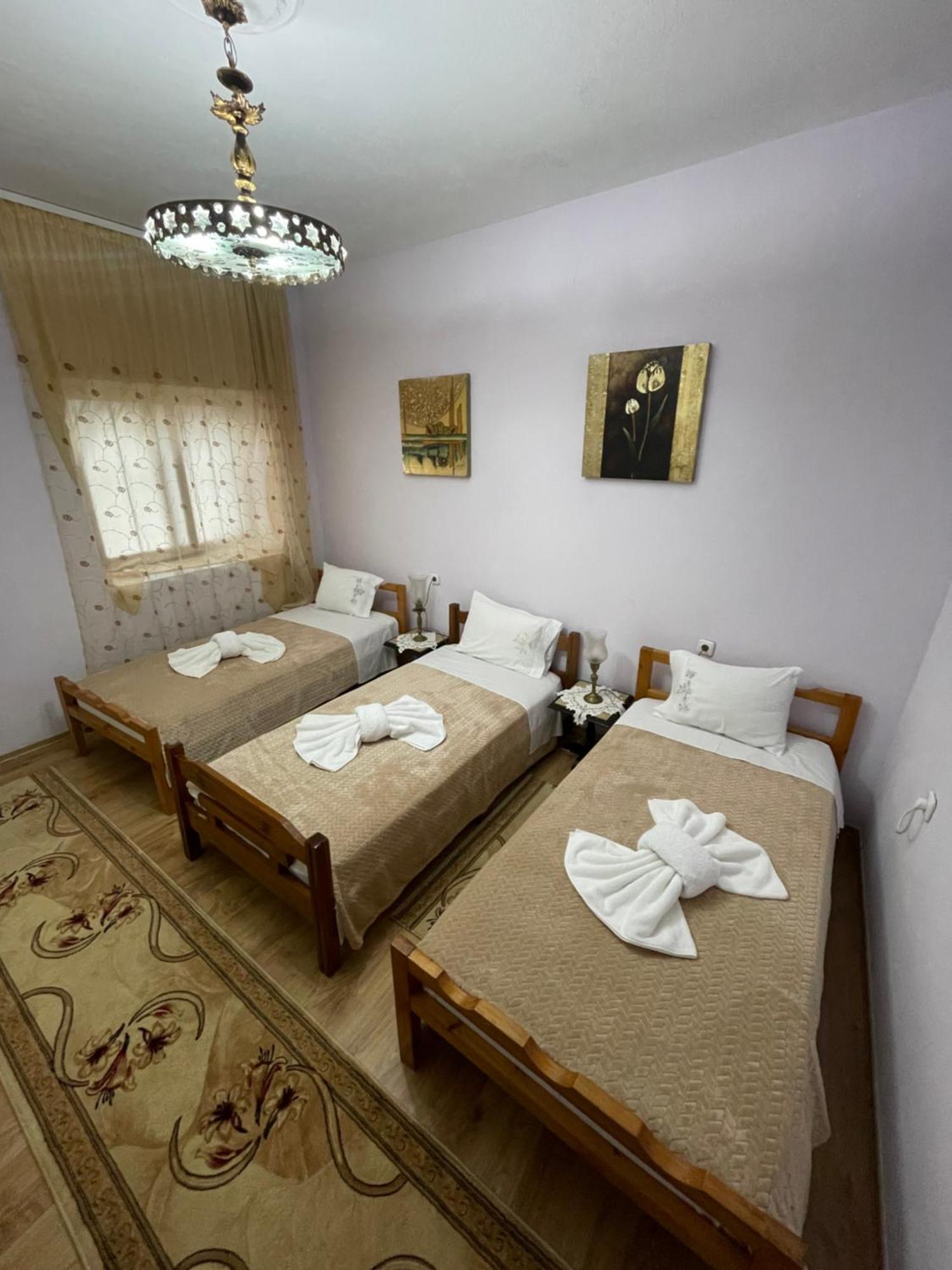 Luigi Guest House Gjirokastër المظهر الخارجي الصورة