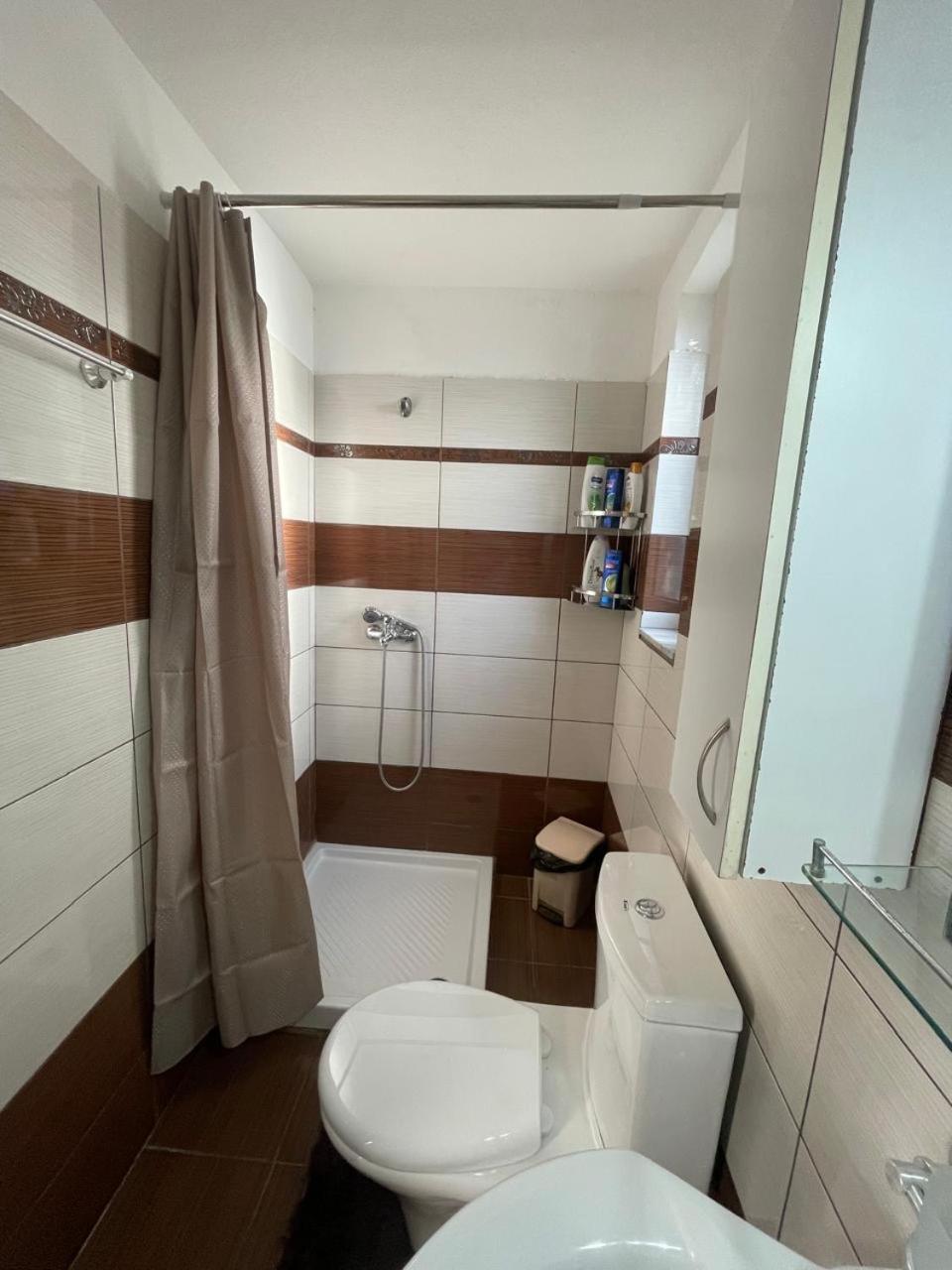 Luigi Guest House Gjirokastër المظهر الخارجي الصورة